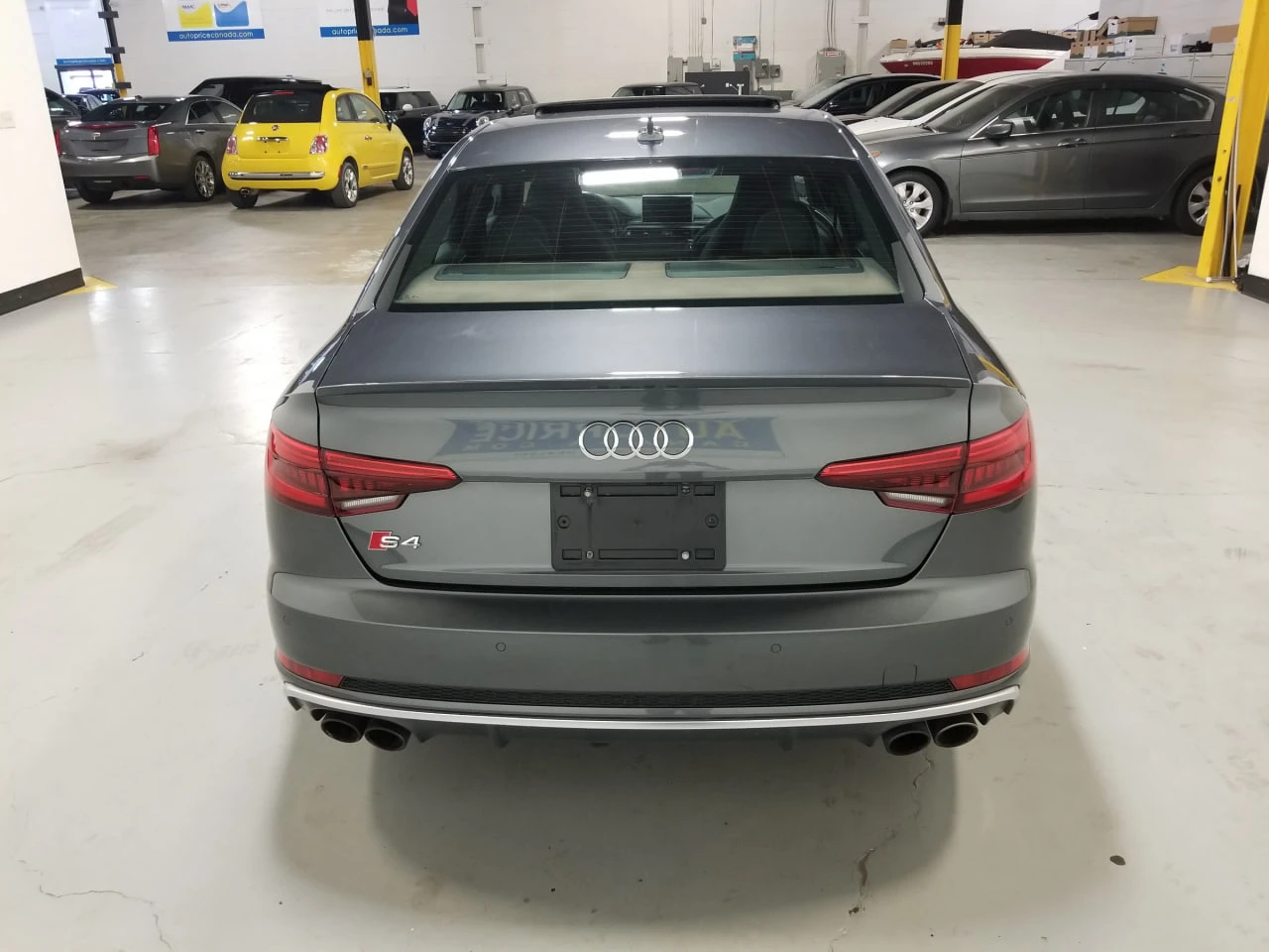 Audi S4 * АВТО КРЕДИТ* ЦЕНА ДО БГ * CARFAX *  - изображение 5