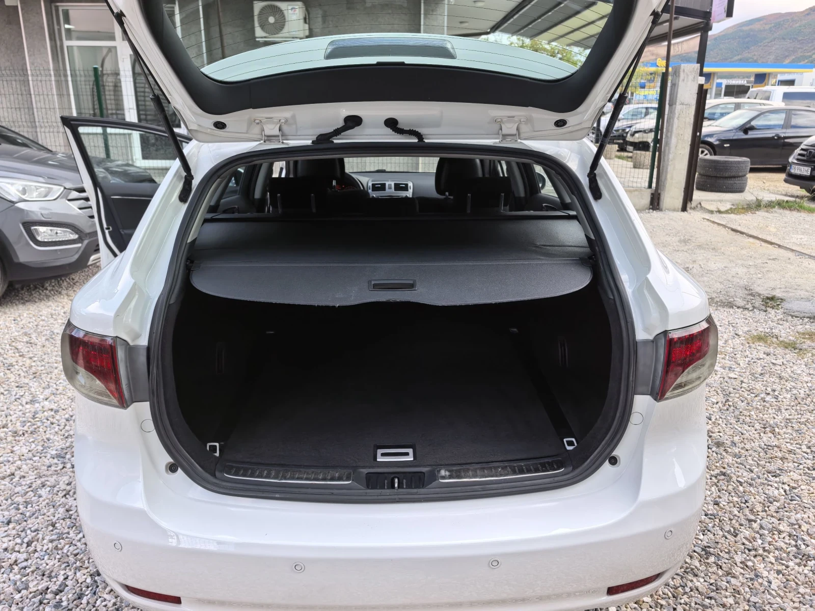 Toyota Avensis Fecelift      | Mobile.bg   14