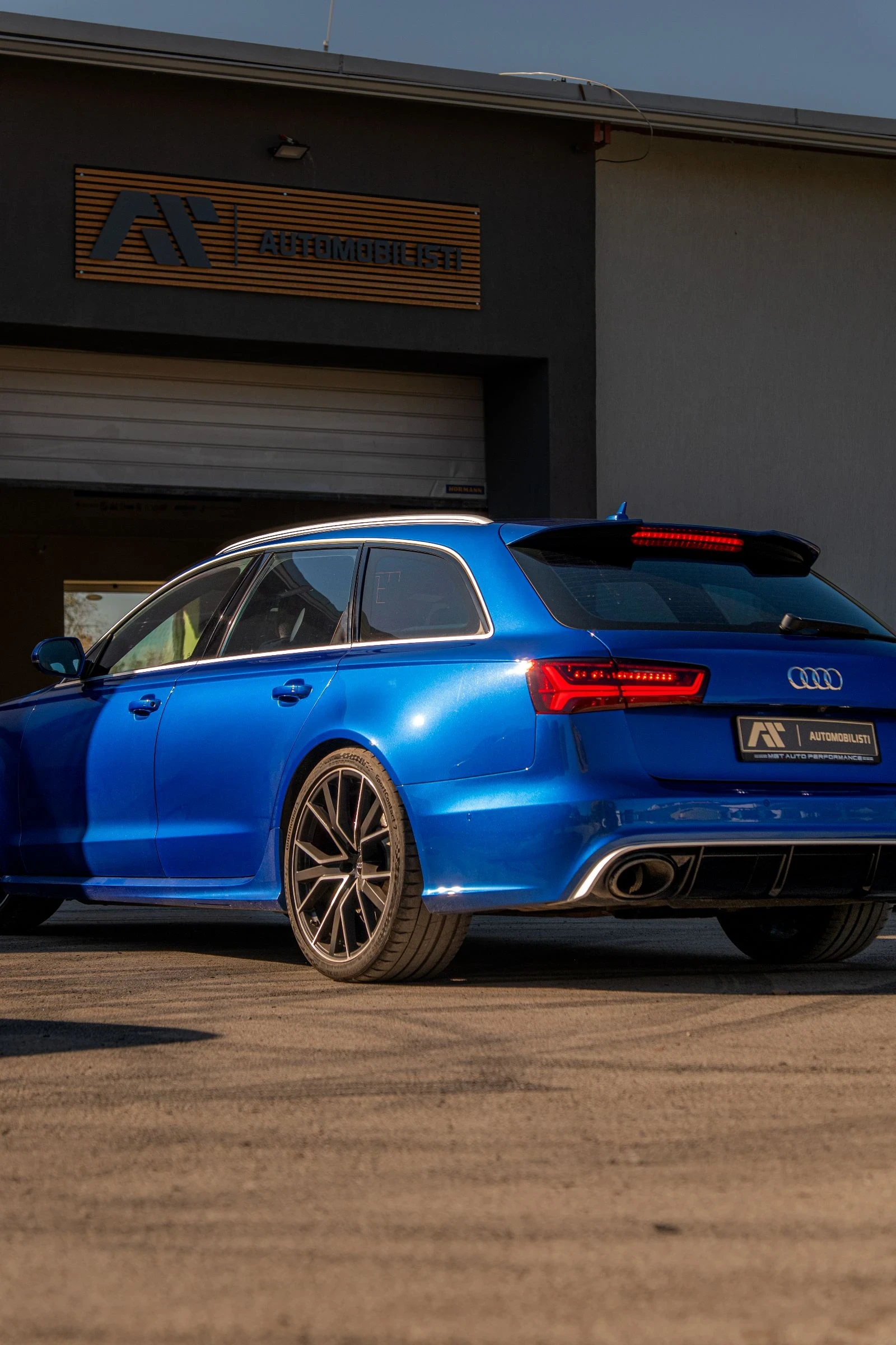 Audi Rs6 Performance  - изображение 5