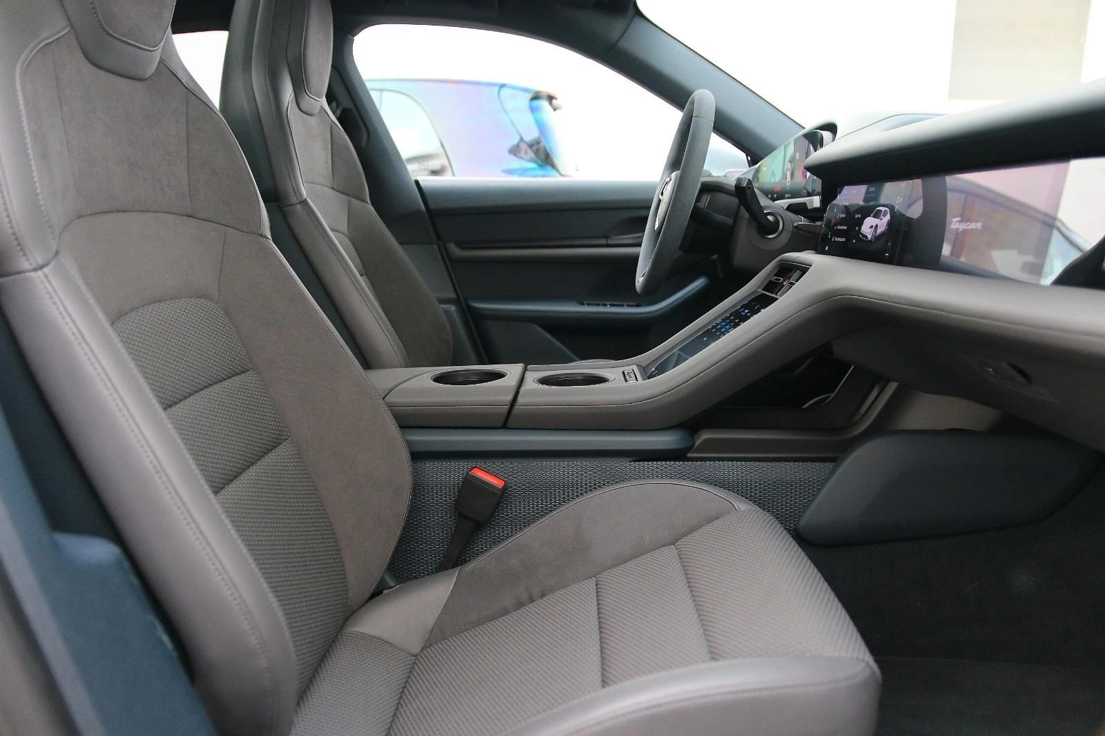 Porsche Taycan CROSS TURISMO 4* PANO* HYPER* HEAD-UP* MEMORY* 360 | Mobile.bg � ����������� 16