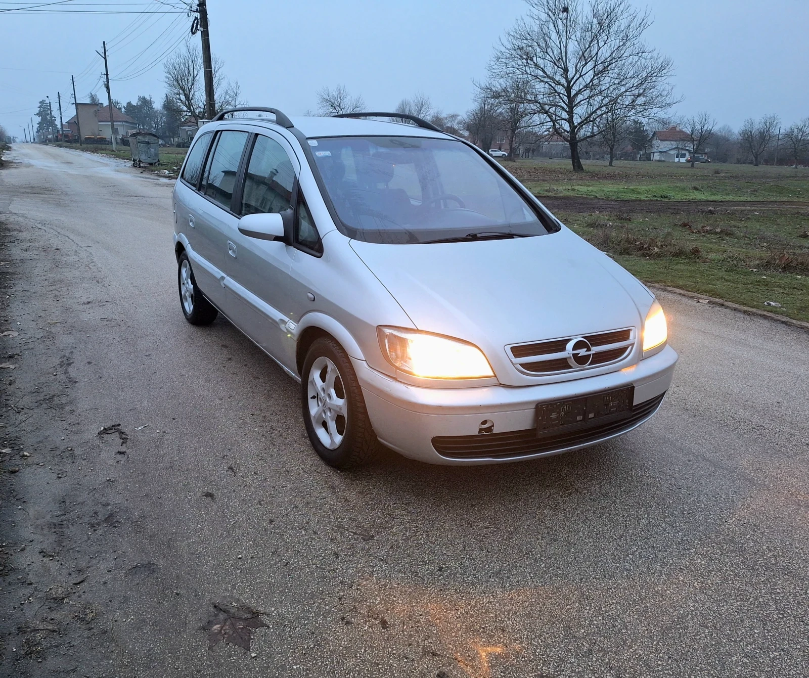 Opel Zafira 2.0дти 101кс ФЕЙС - изображение 7