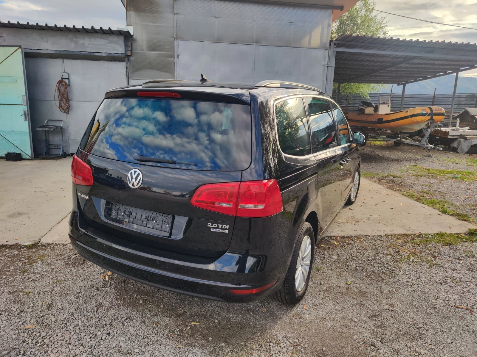 VW Sharan 7 места 2.0 TDI, снимка 3 - Автомобили и джипове - 53713971