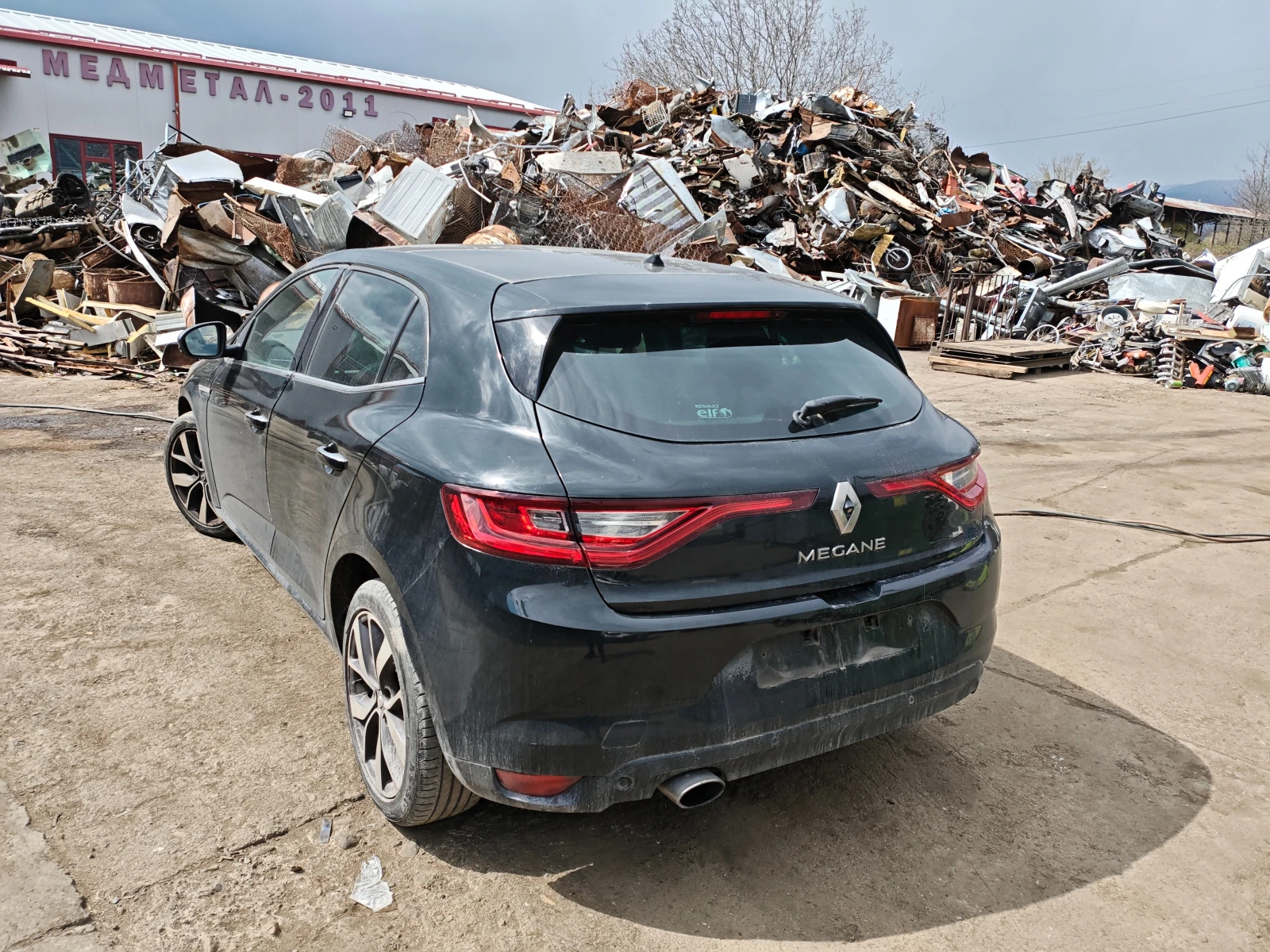 Renault Megane 1.2T, снимка 5 - Автомобили и джипове - 54154799