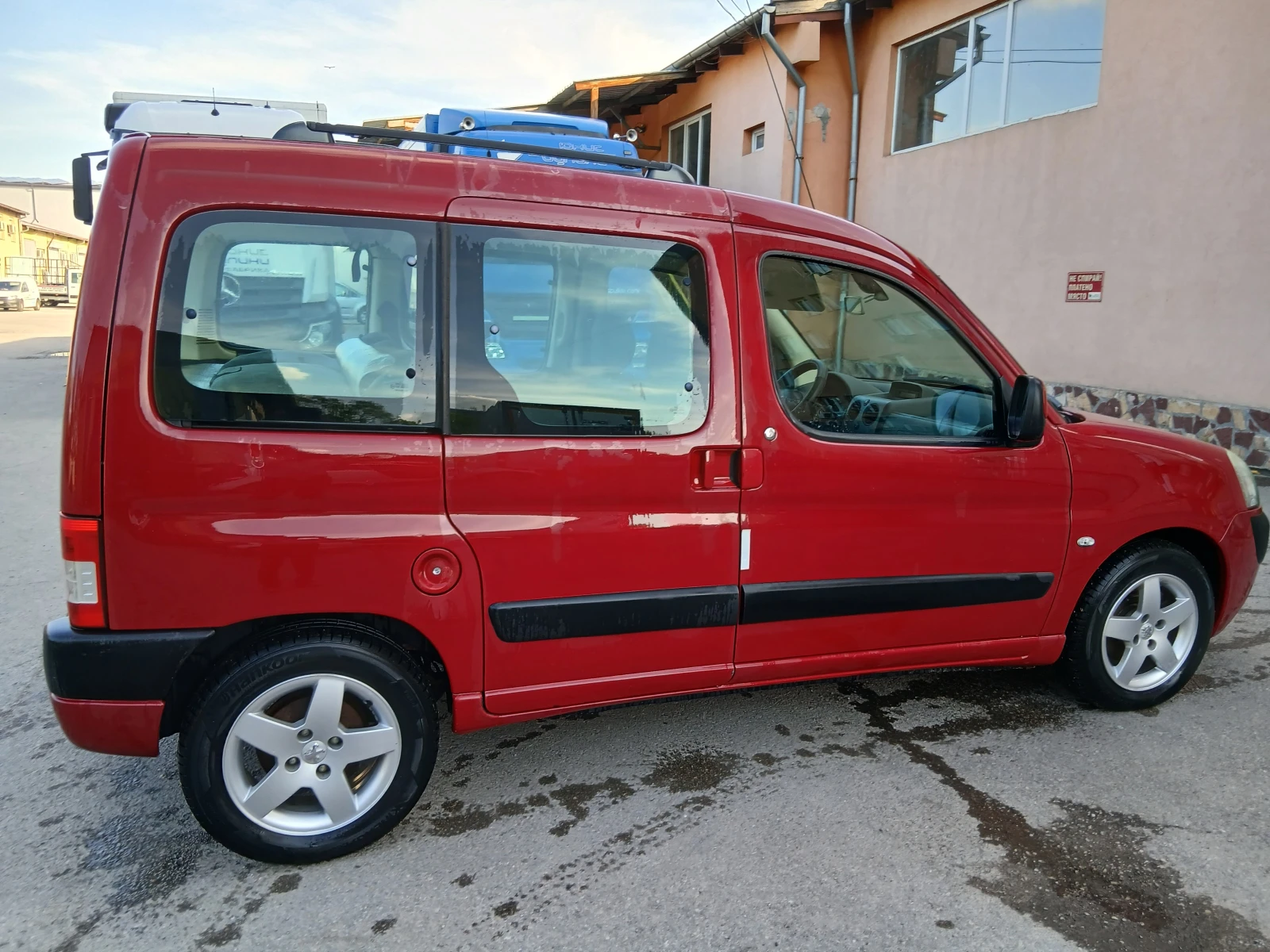 Peugeot Partner миниван, снимка 4 - Автомобили и джипове - 54511233