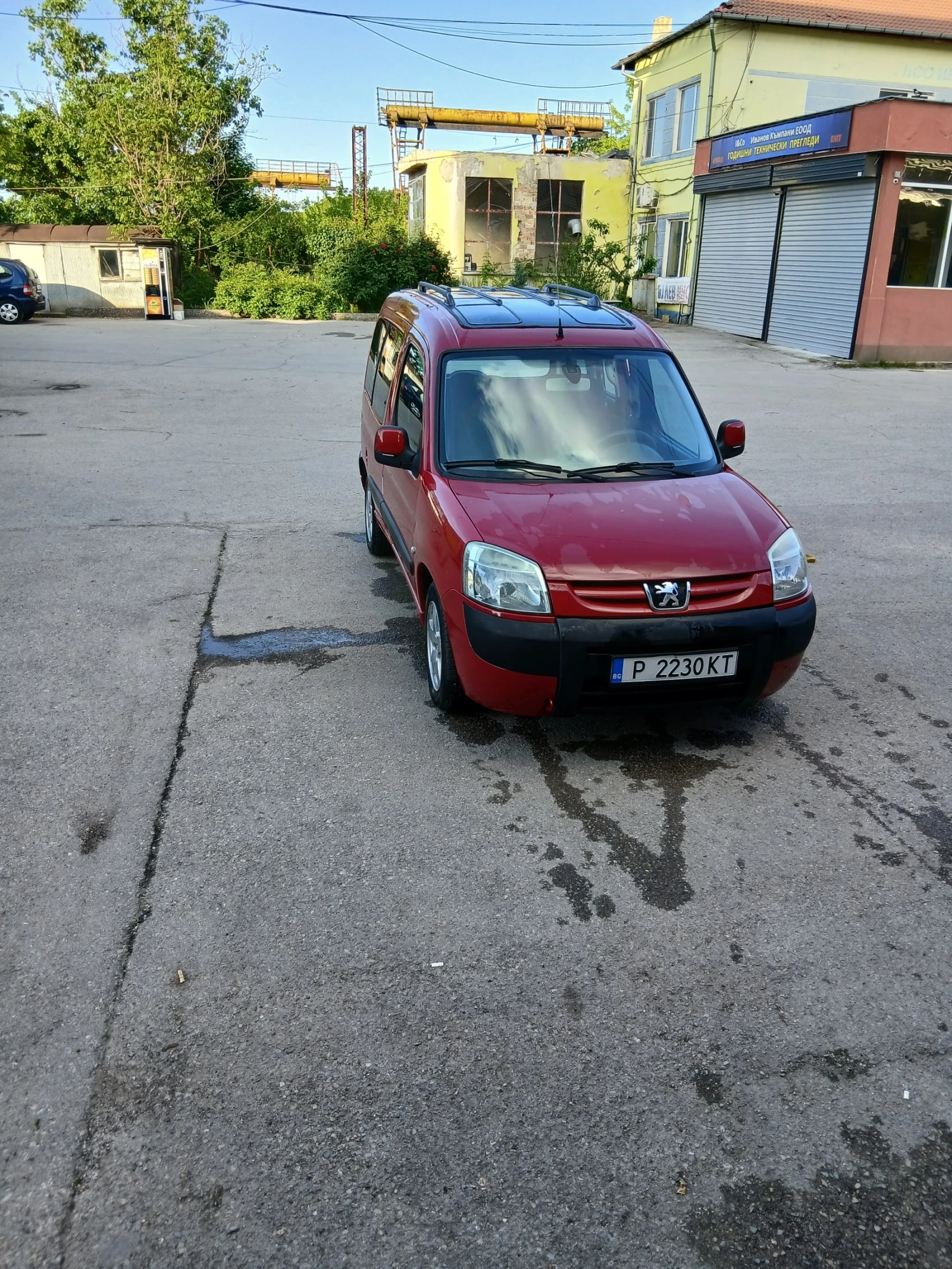 Peugeot Partner миниван, снимка 9 - Автомобили и джипове - 54511233