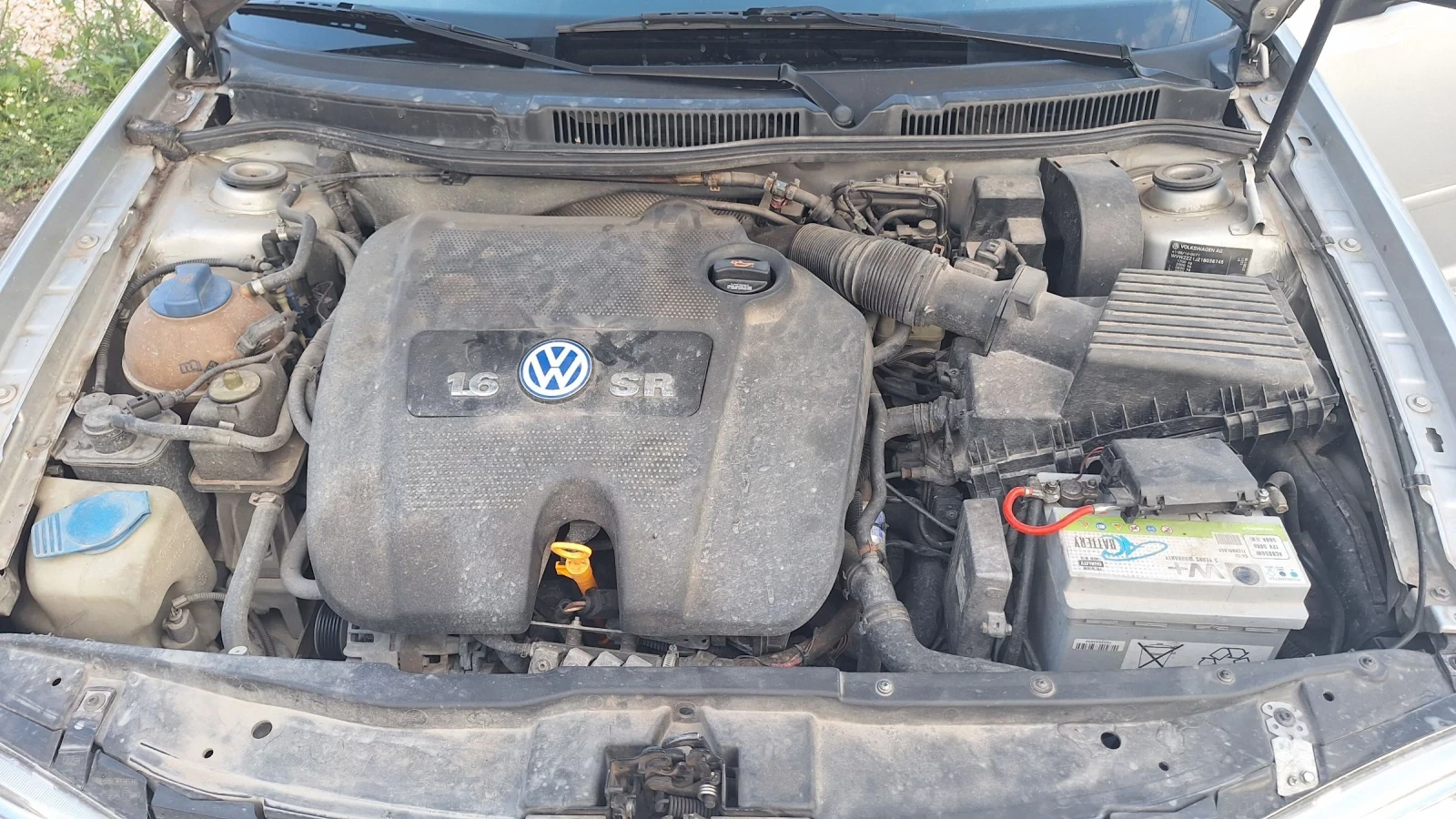 VW Golf 1.6, снимка 16 - Автомобили и джипове - 55039050