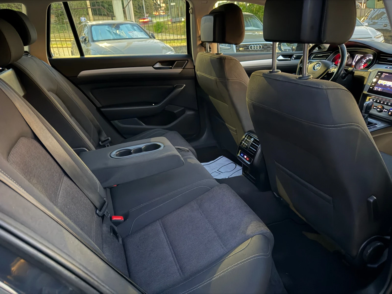 VW Passat DSG, снимка 12 - Автомобили и джипове - 55502978