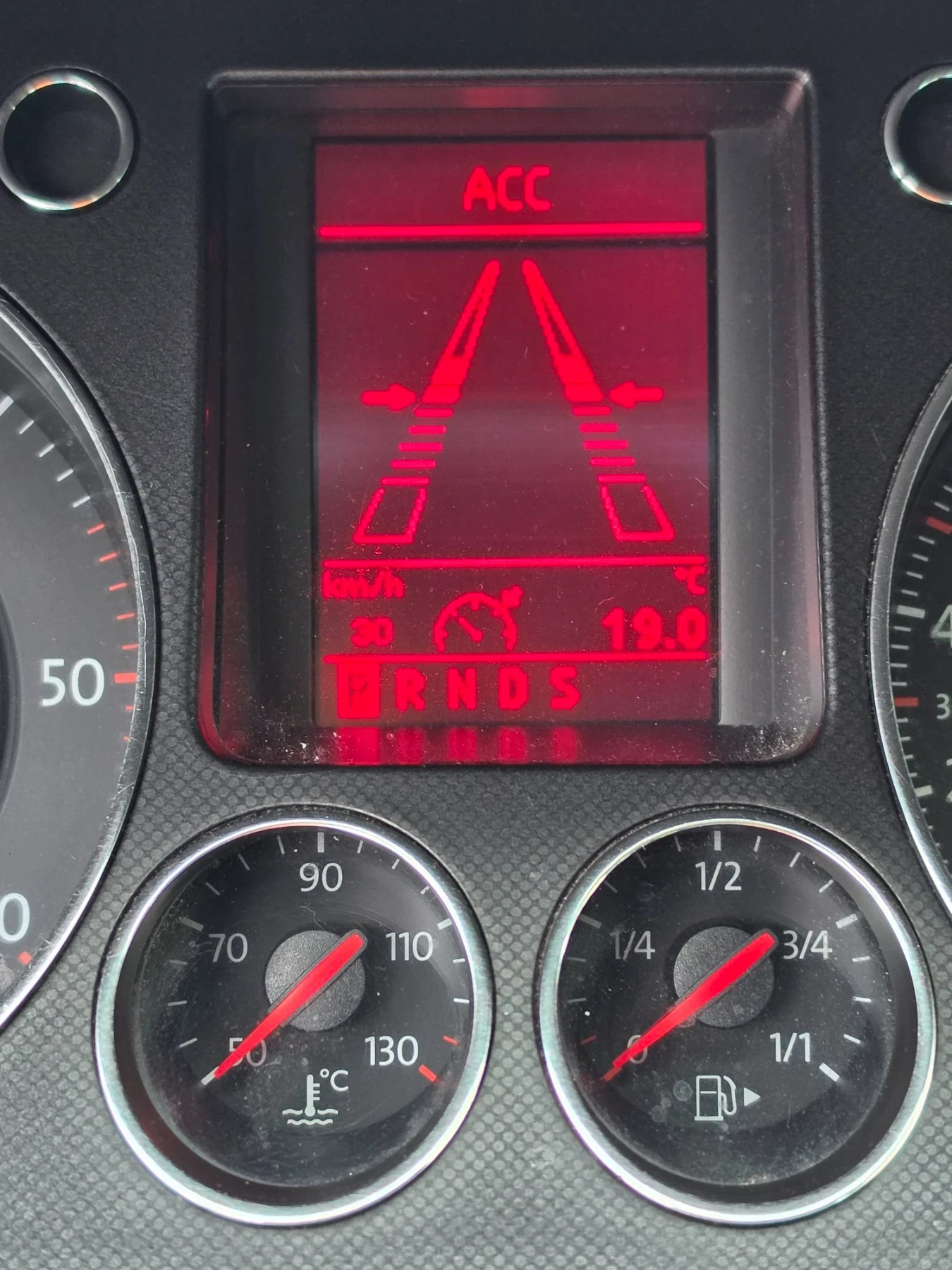 VW Passat 2.0TDI 170 DSG, снимка 14 - Автомобили и джипове - 55824877