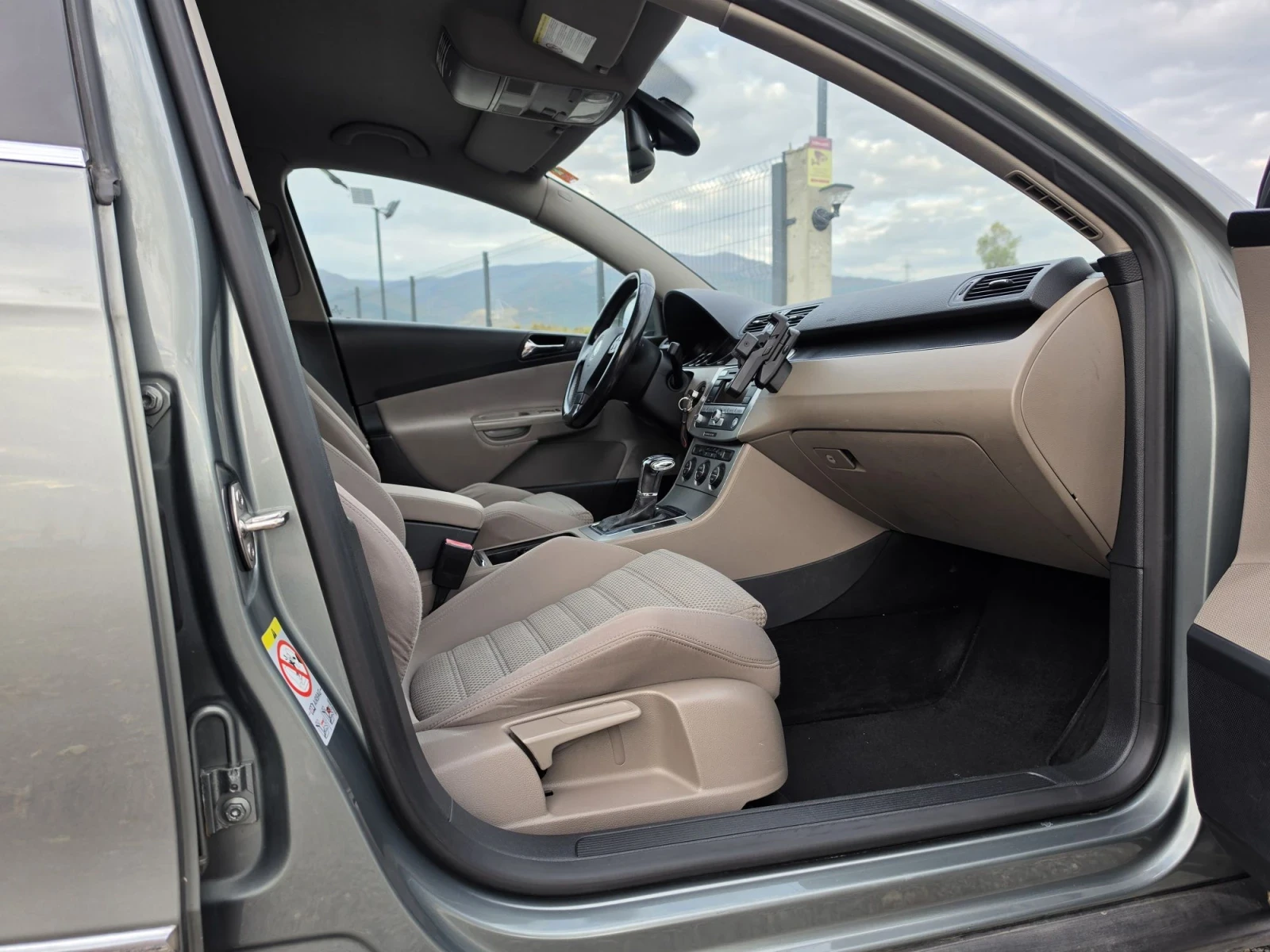 VW Passat 2.0TDI 170 DSG, снимка 12 - Автомобили и джипове - 55824877