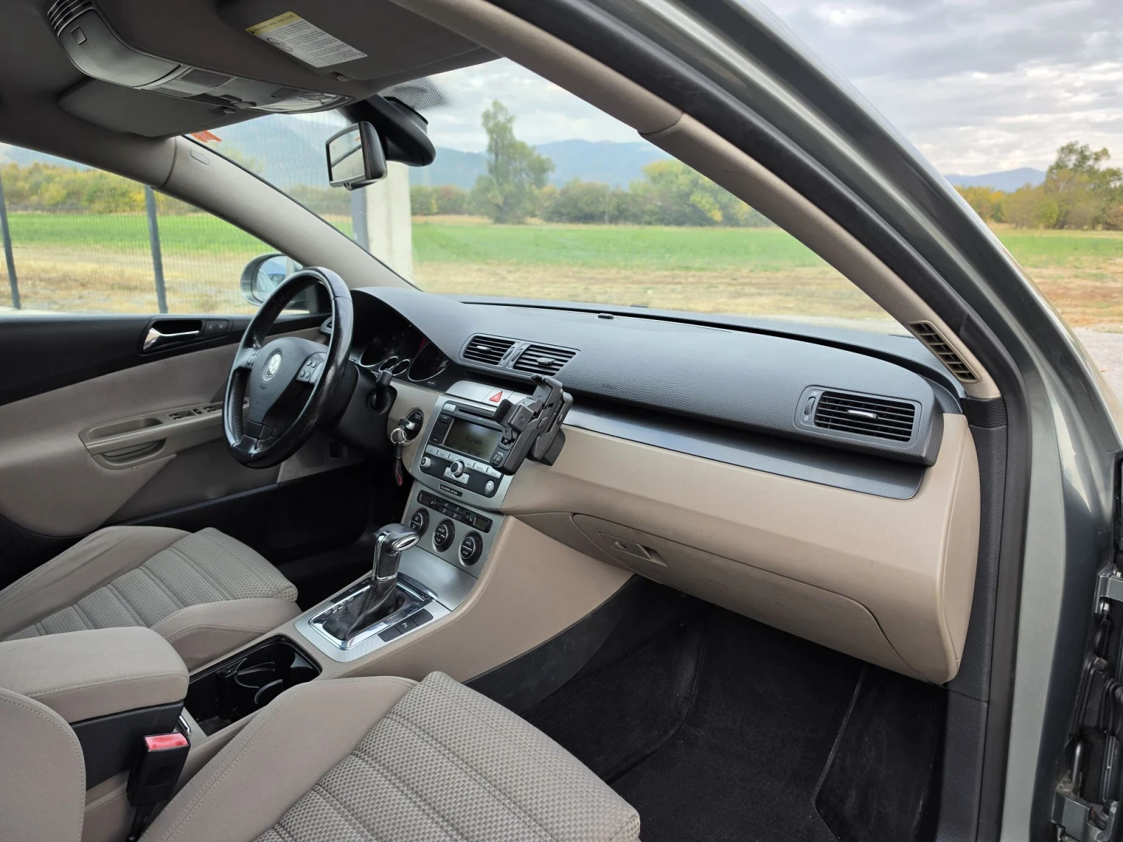 VW Passat 2.0TDI 170 DSG, снимка 11 - Автомобили и джипове - 55824877