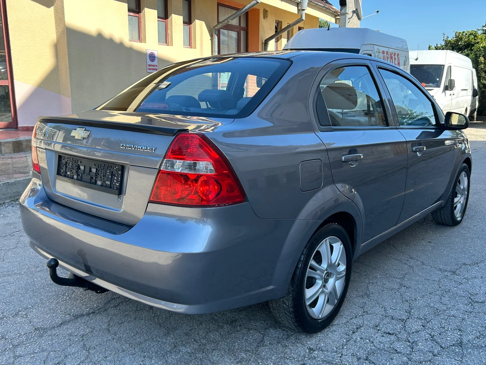 Chevrolet Aveo 1.4i 94k.c. КЛИМАТИК, снимка 5 - Автомобили и джипове - 55889798