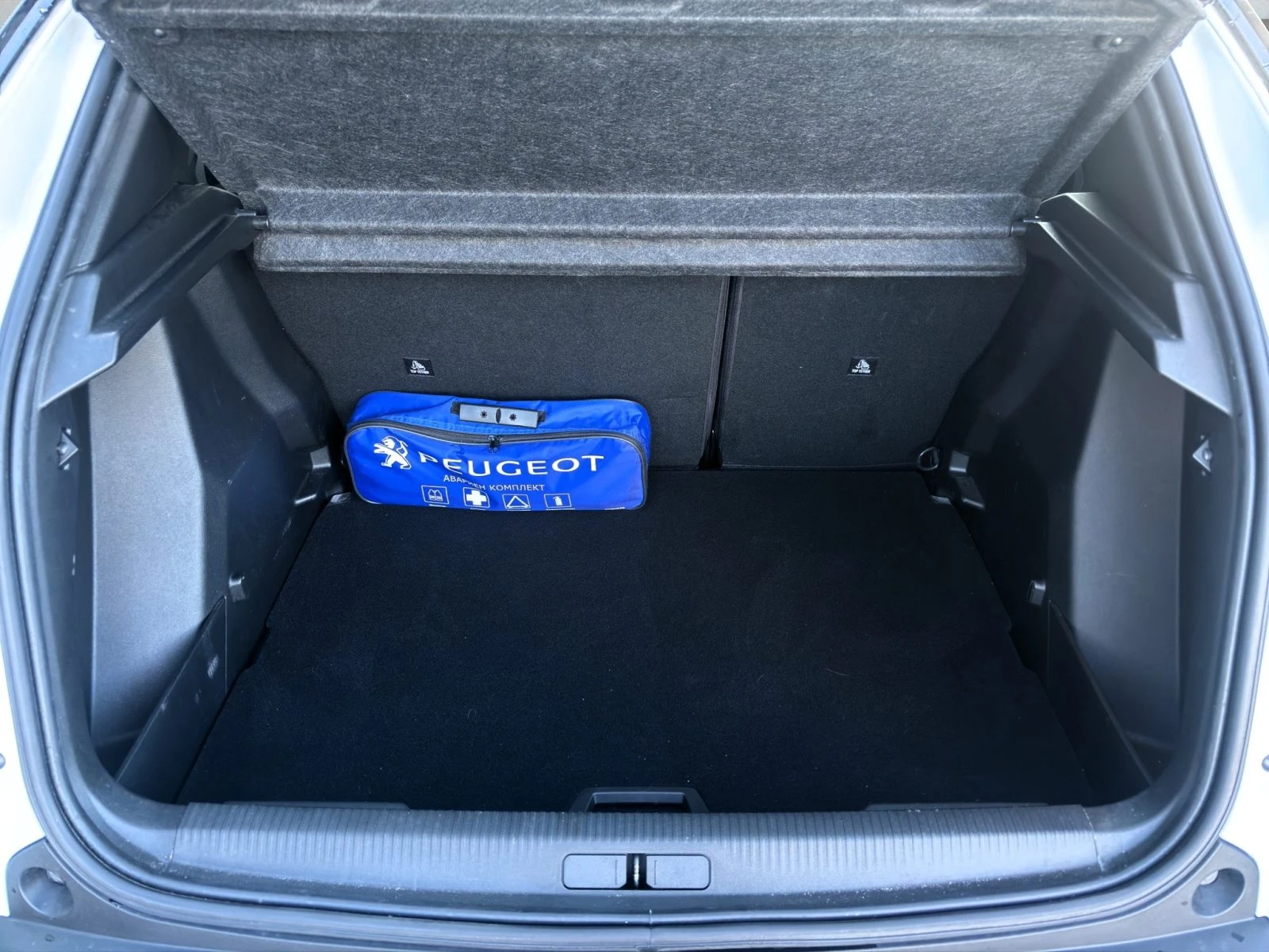 Peugeot 2008 ACTIVE PACK 1.2 PureTech 100 BVM6 EURO6//2111031 | Mobile.bg � ����������� 13