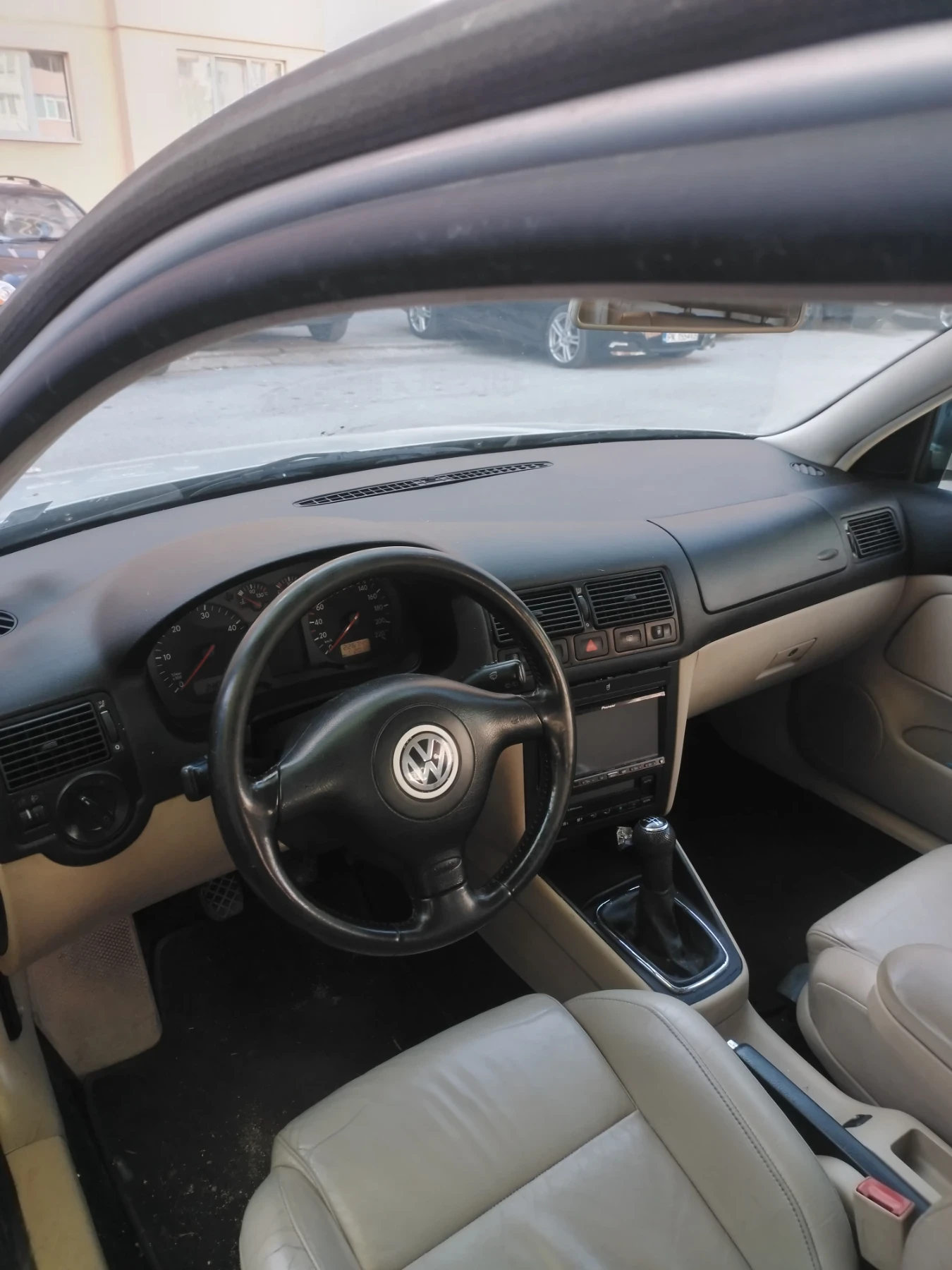 VW Golf TDI, снимка 10 - Автомобили и джипове - 56116393