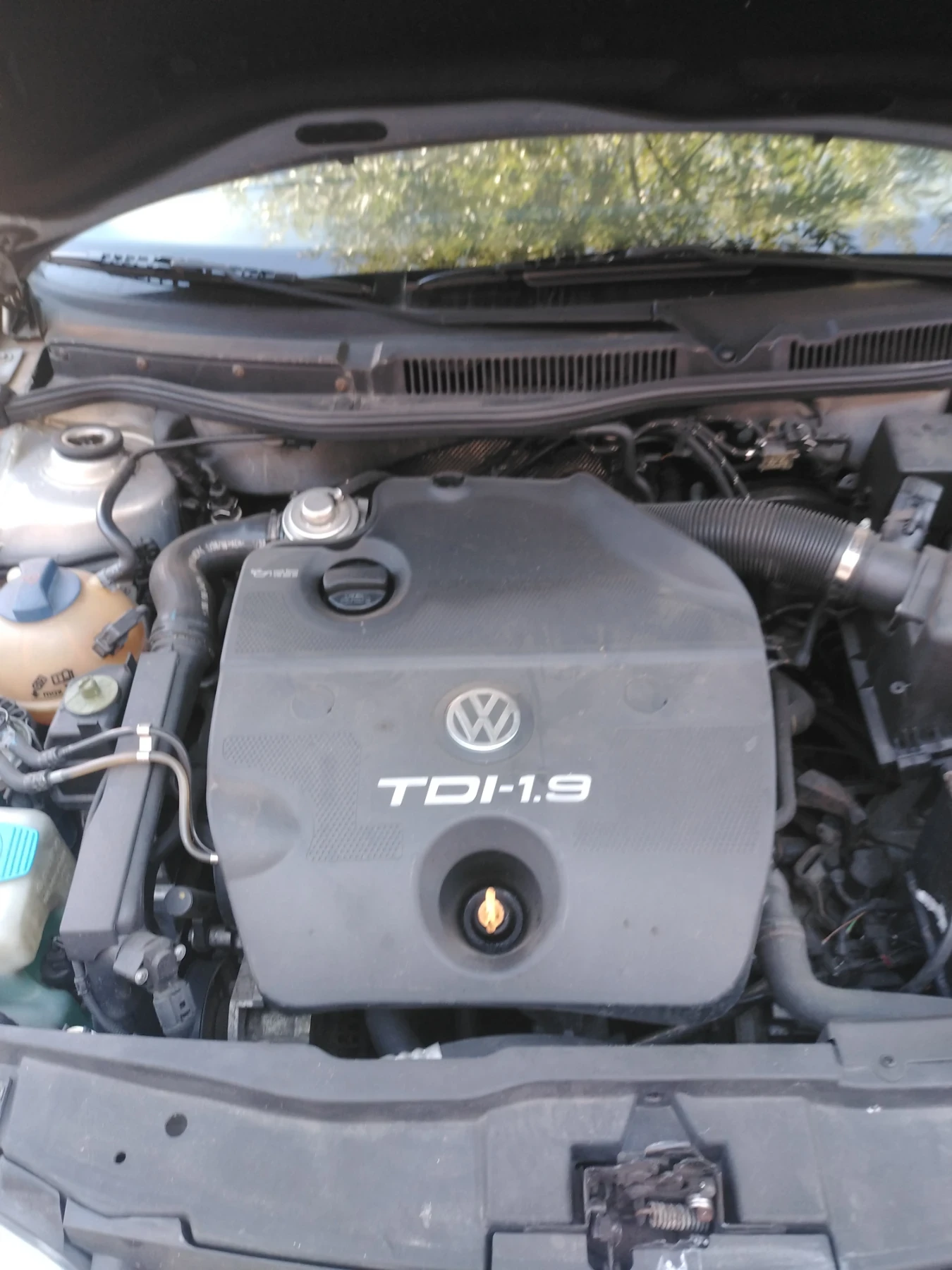 VW Golf TDI, снимка 16 - Автомобили и джипове - 56116393
