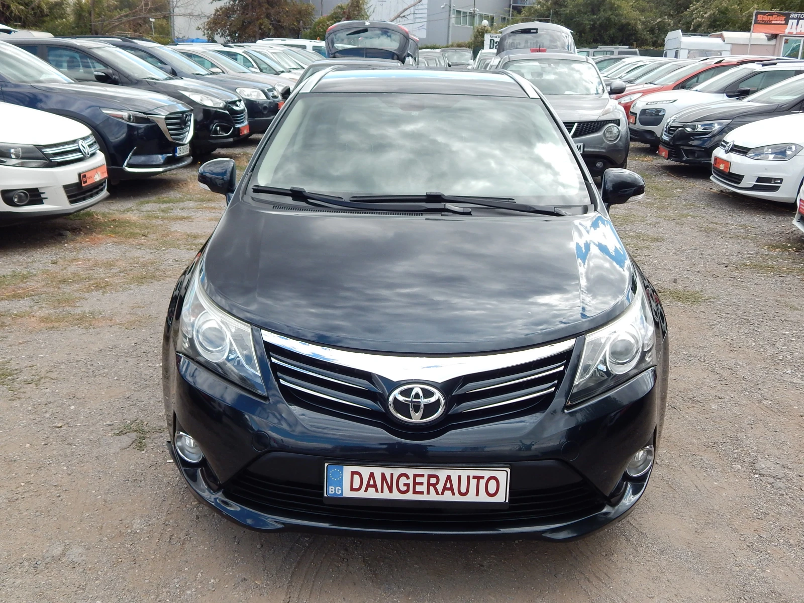 Toyota Avensis 2.2D* АВТОМАТИК* ЕВРО5* , снимка 2 - Автомобили и джипове - 56214630