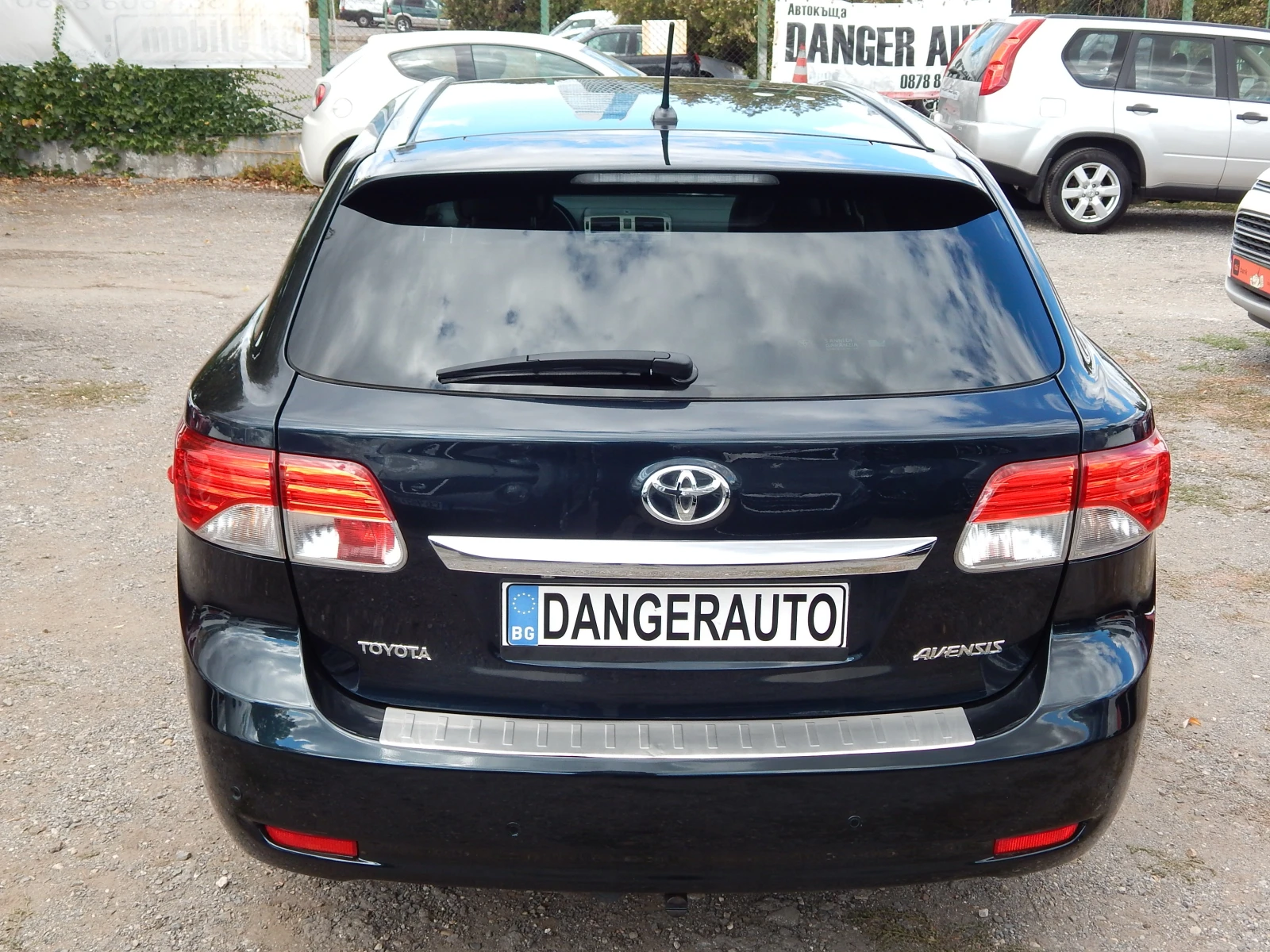 Toyota Avensis 2.2D* АВТОМАТИК* ЕВРО5* , снимка 5 - Автомобили и джипове - 56214630