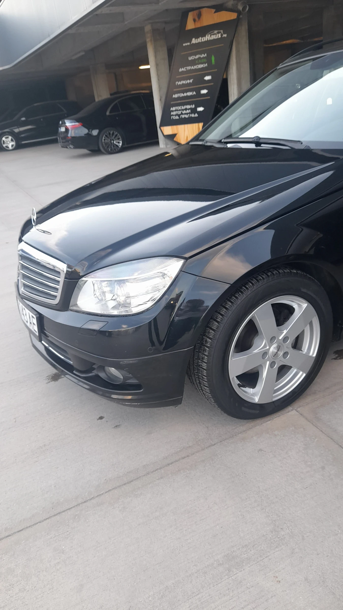 Mercedes-Benz C 180, снимка 5 - Автомобили и джипове - 56585441