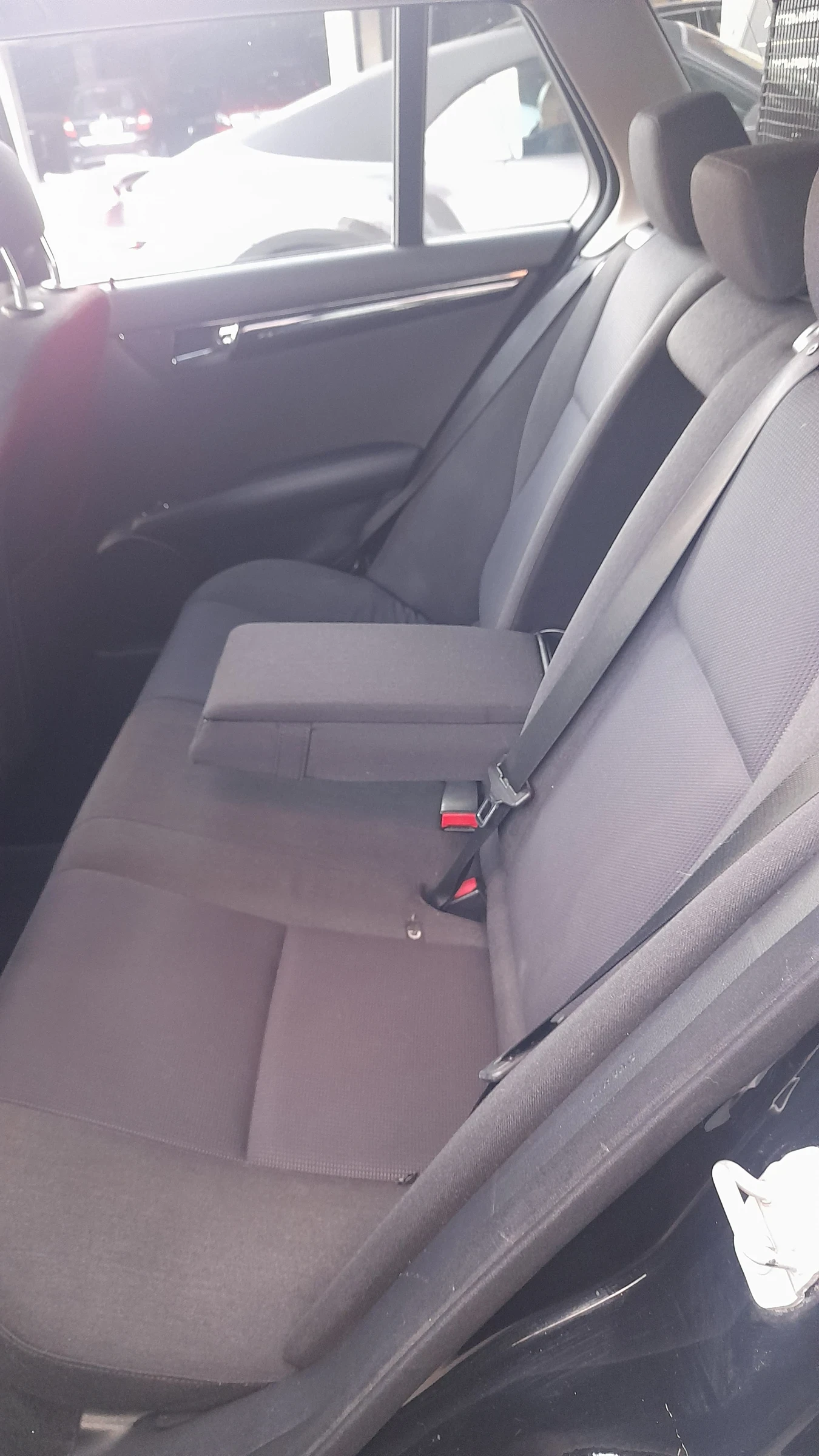Mercedes-Benz C 180, снимка 10 - Автомобили и джипове - 56585441