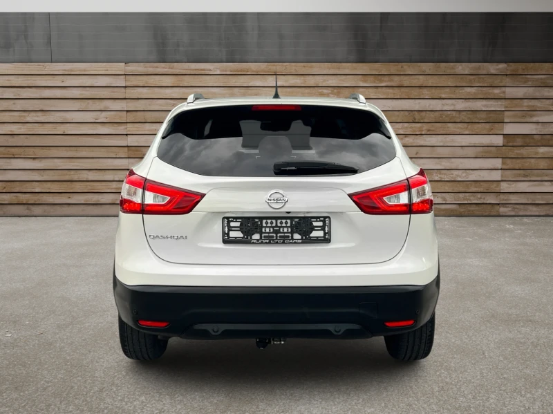 Nissan Qashqai 1.6dCi TEKNA PREMIUM ВСИЧКИ ВЪЗМОЖНИ ЕКСТРИ , снимка 5 - Автомобили и джипове - 50328866