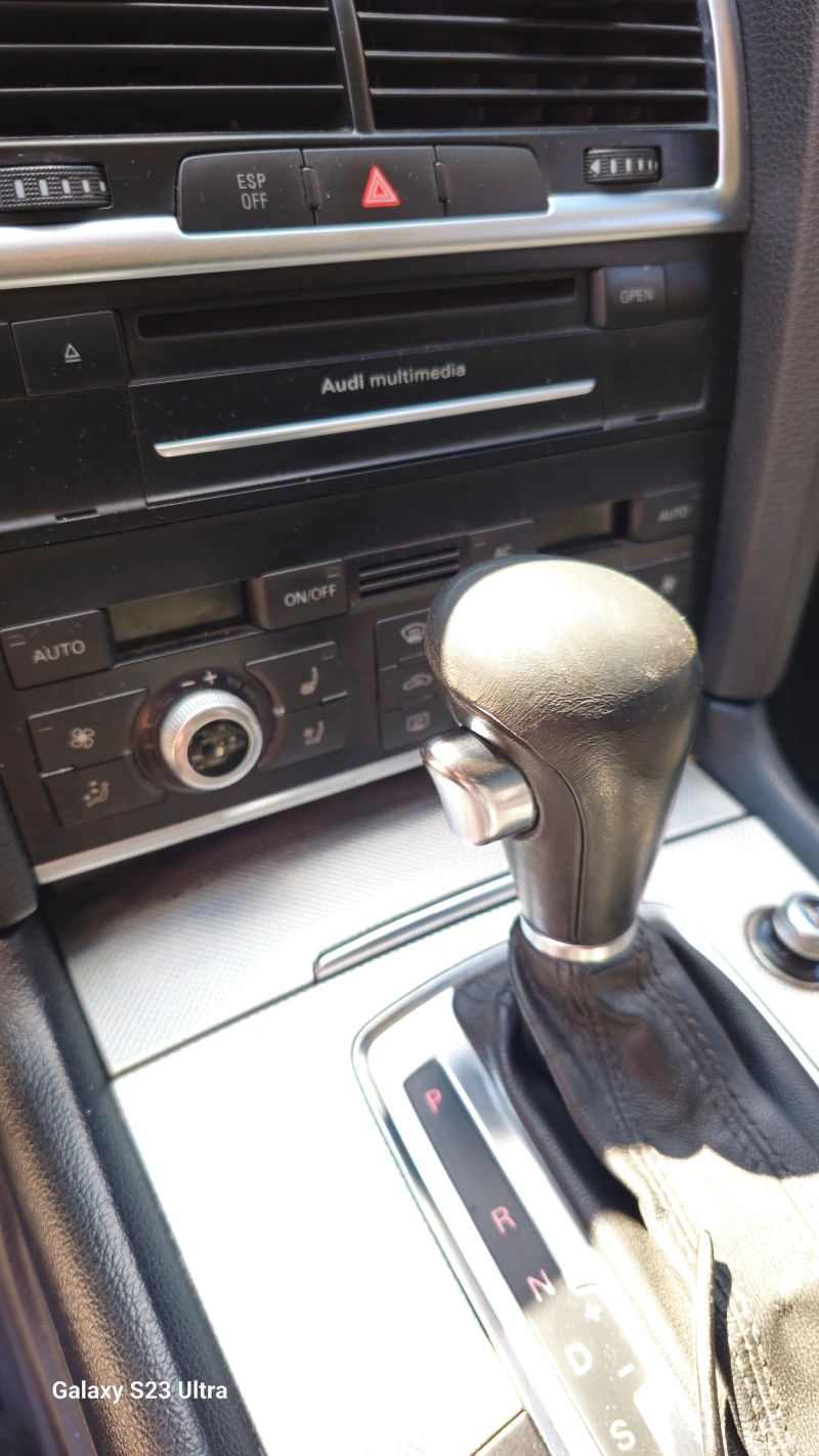 Audi Q7, снимка 5 - Автомобили и джипове - 52008639