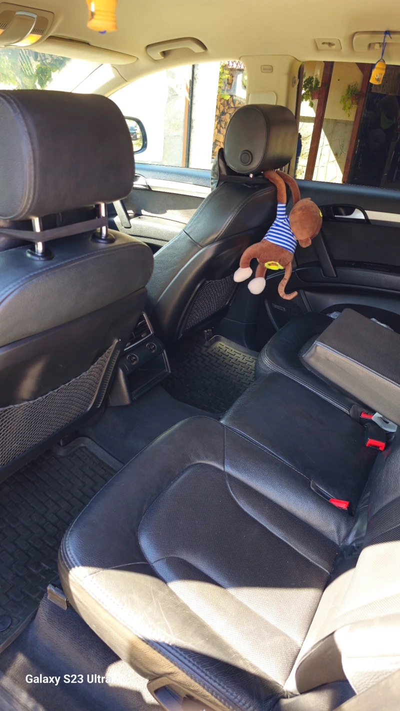 Audi Q7, снимка 9 - Автомобили и джипове - 52008639