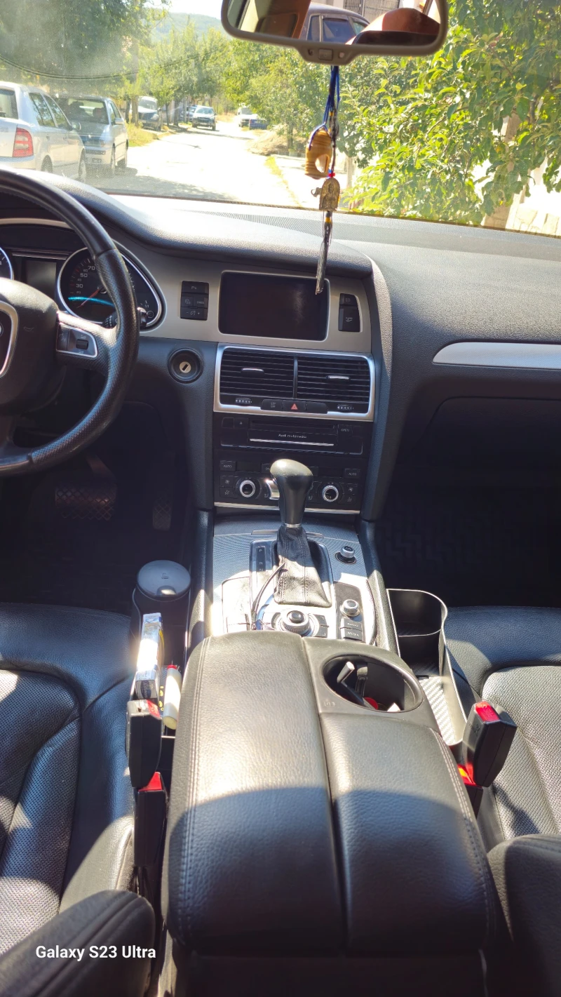 Audi Q7, снимка 8 - Автомобили и джипове - 52008639