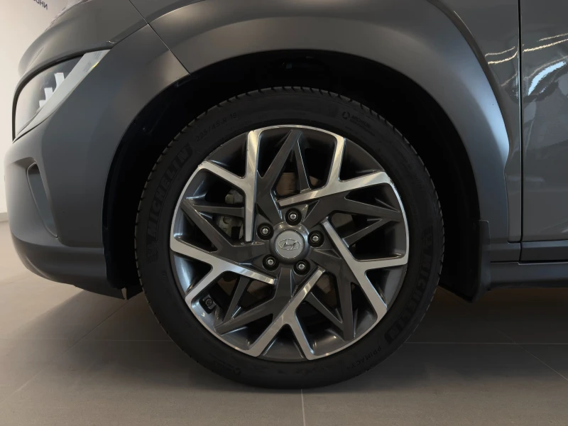 Hyundai Kona PREMIUM Hybrid, снимка 9 - Автомобили и джипове - 52134239