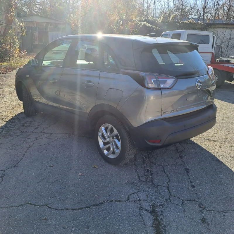 Opel Crossland X, снимка 3 - Автомобили и джипове - 52560954