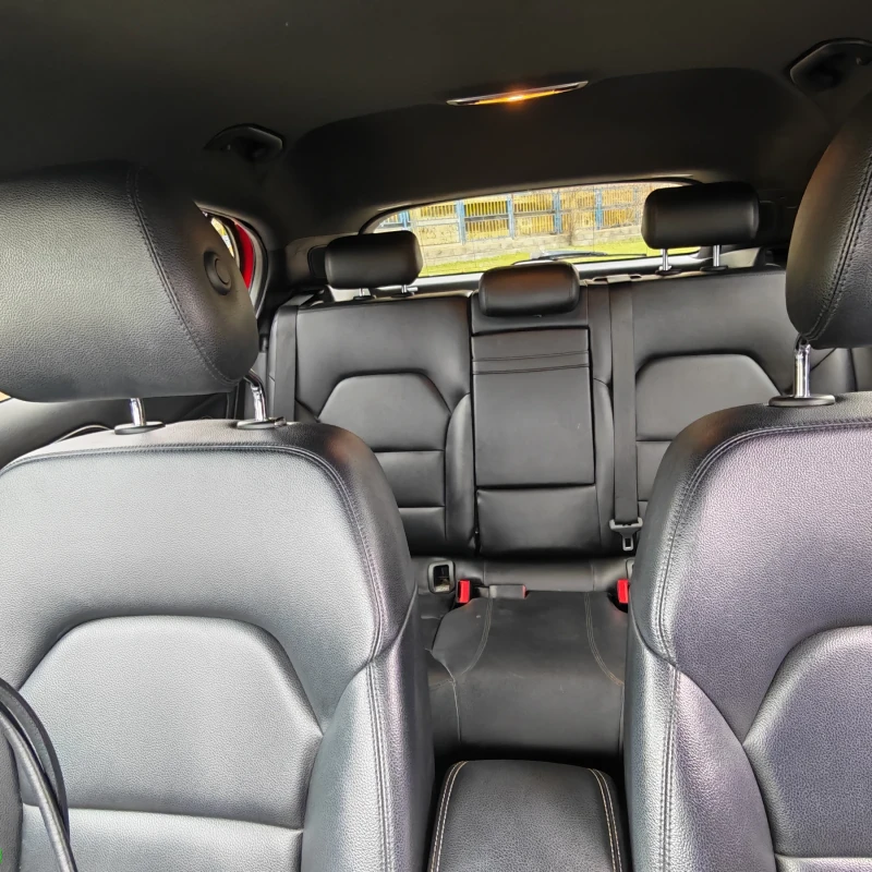 Mercedes-Benz GLA 250, снимка 13 - Автомобили и джипове - 53475410