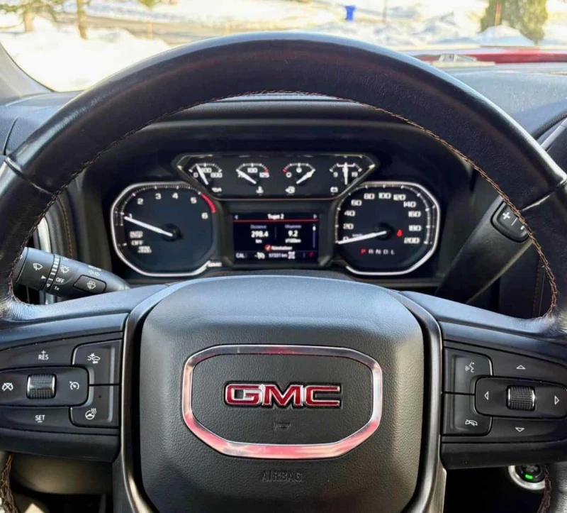 Gmc Sierra AT4 | DURAMAX 3.0 DIESEL | 2 КЛЮЧА | KEYLESS | , снимка 10 - Автомобили и джипове - 53574039