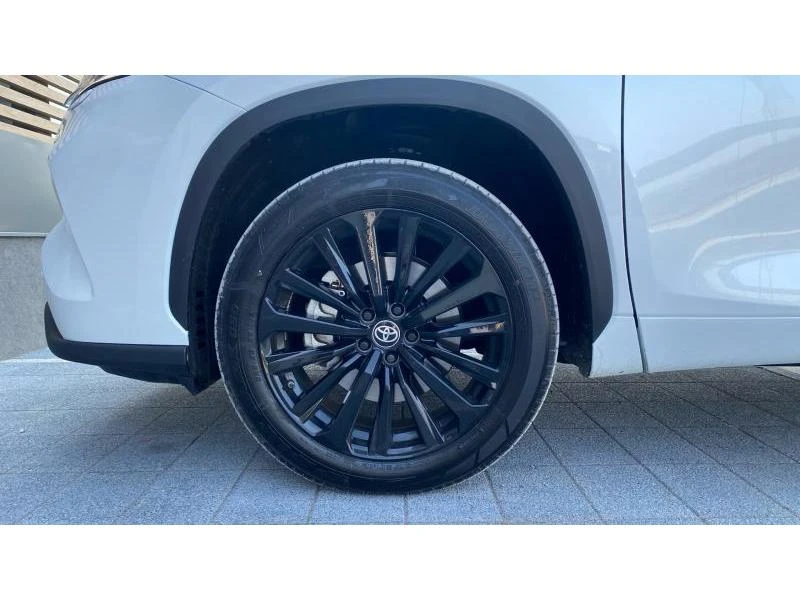 Toyota Highlander Luxury Premium - изображение 9