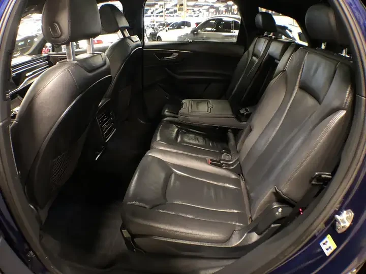 Audi Q7 S-LINE * CARFAX * АВТО КРЕДИТ * , снимка 10 - Автомобили и джипове - 54744583