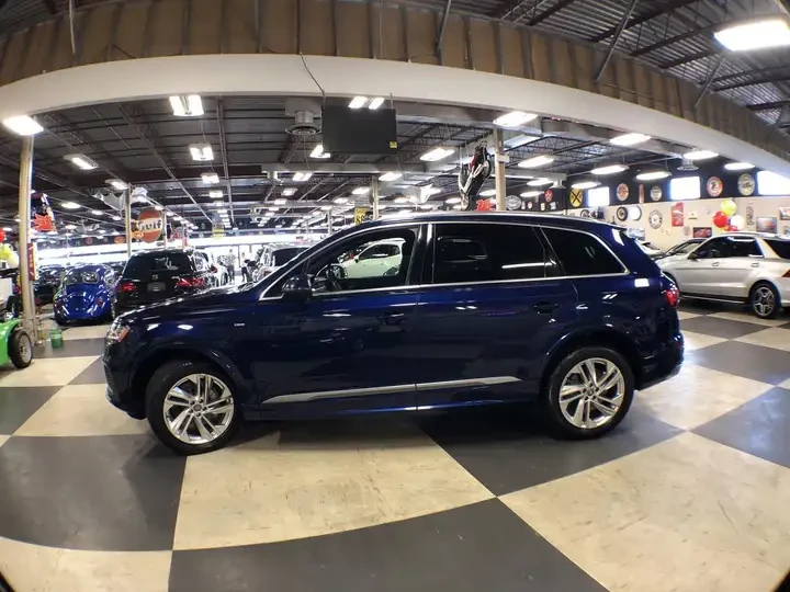 Audi Q7 S-LINE * CARFAX * АВТО КРЕДИТ * , снимка 3 - Автомобили и джипове - 54744583