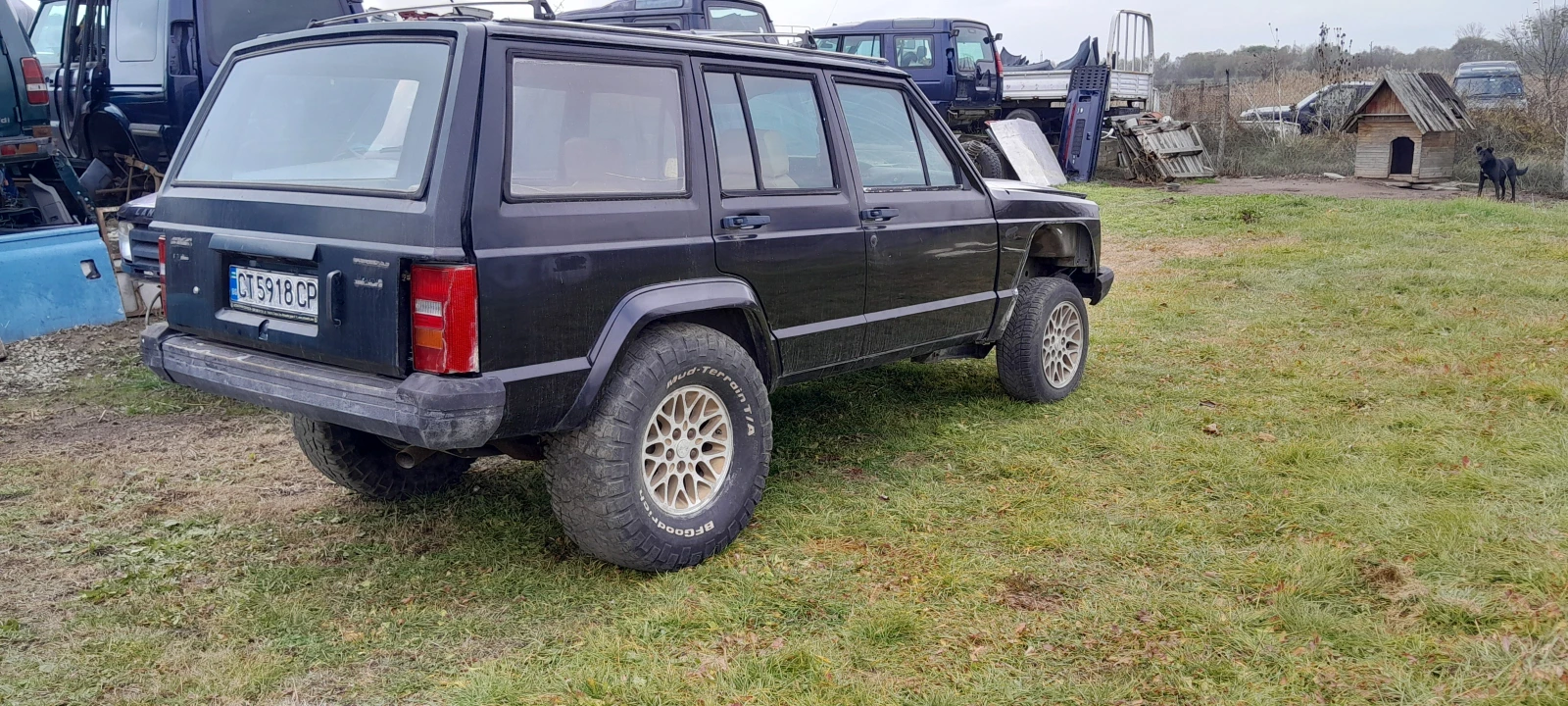 Jeep Cherokee 2.5 БЕЗ документите! - [1] 