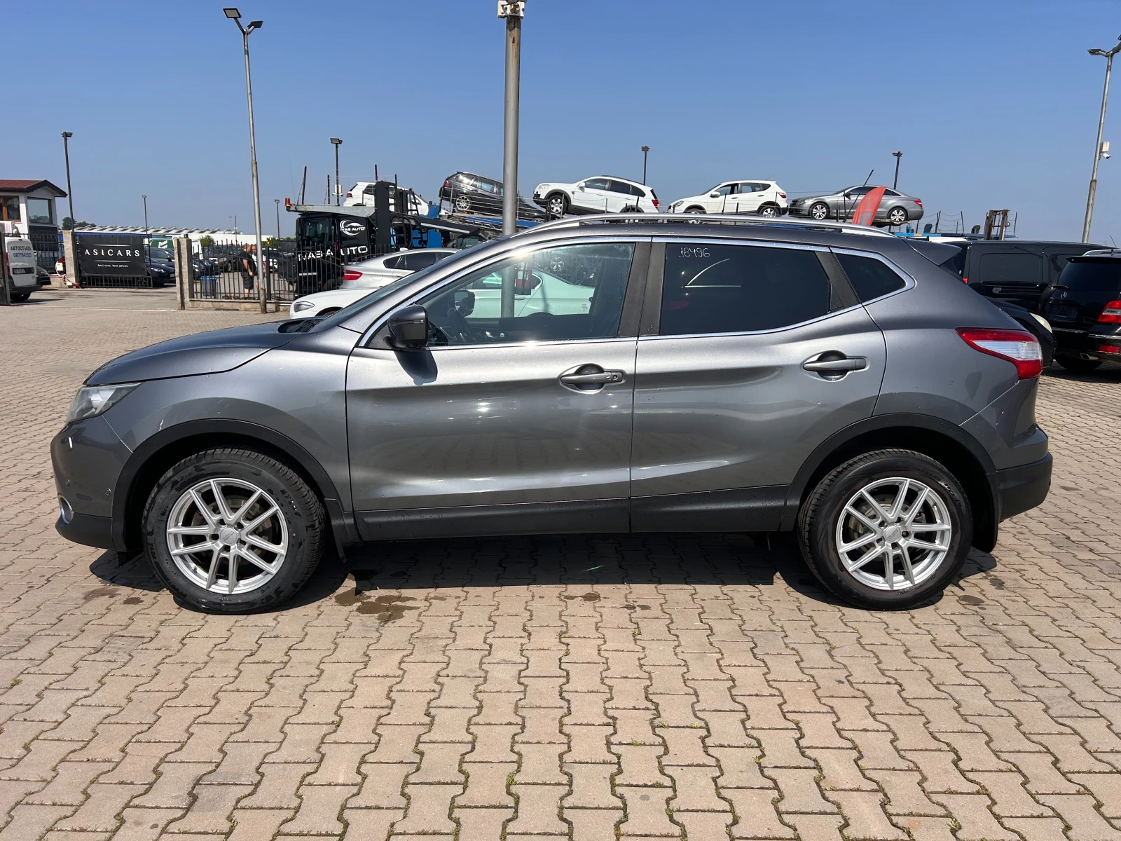 Nissan Qashqai 1.6DCI AVTOMAT/KOJA/NAVI/KAMERA/PANORAMA EURO 6 - изображение 9