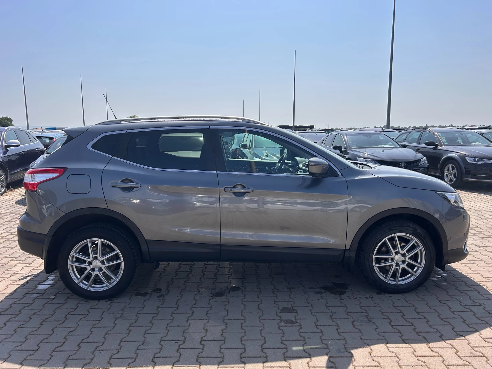 Nissan Qashqai 1.6DCI AVTOMAT/KOJA/NAVI/KAMERA/PANORAMA EURO 6 - изображение 5