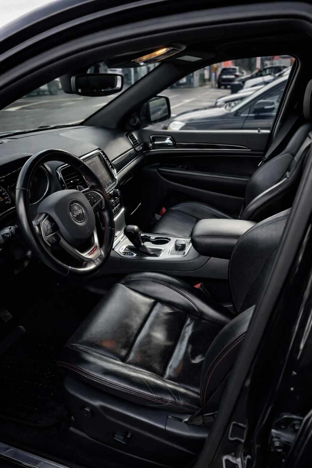 Jeep Grand cherokee, снимка 7 - Автомобили и джипове - 53405285