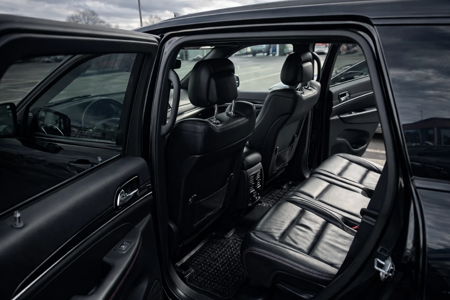 Jeep Grand cherokee, снимка 8 - Автомобили и джипове - 53405285