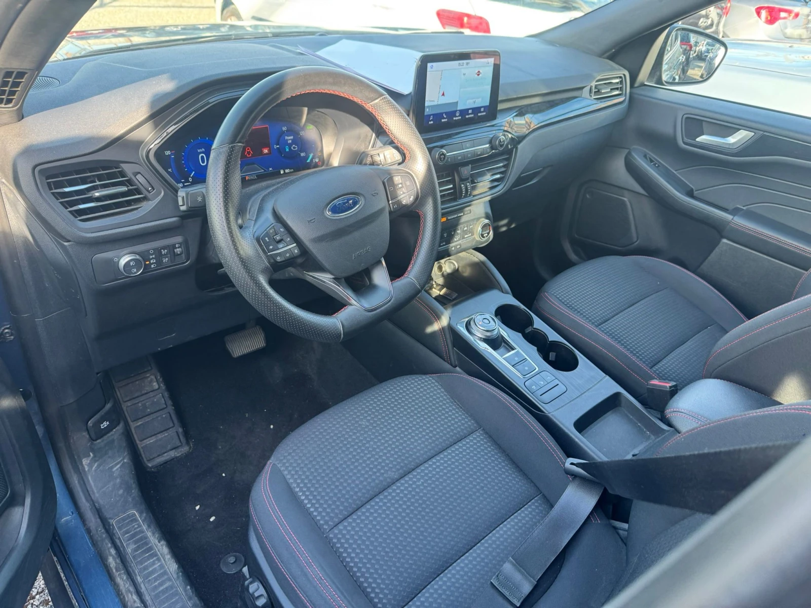 Ford Kuga 2.5 Duratec Hybrid ST-Line - изображение 6