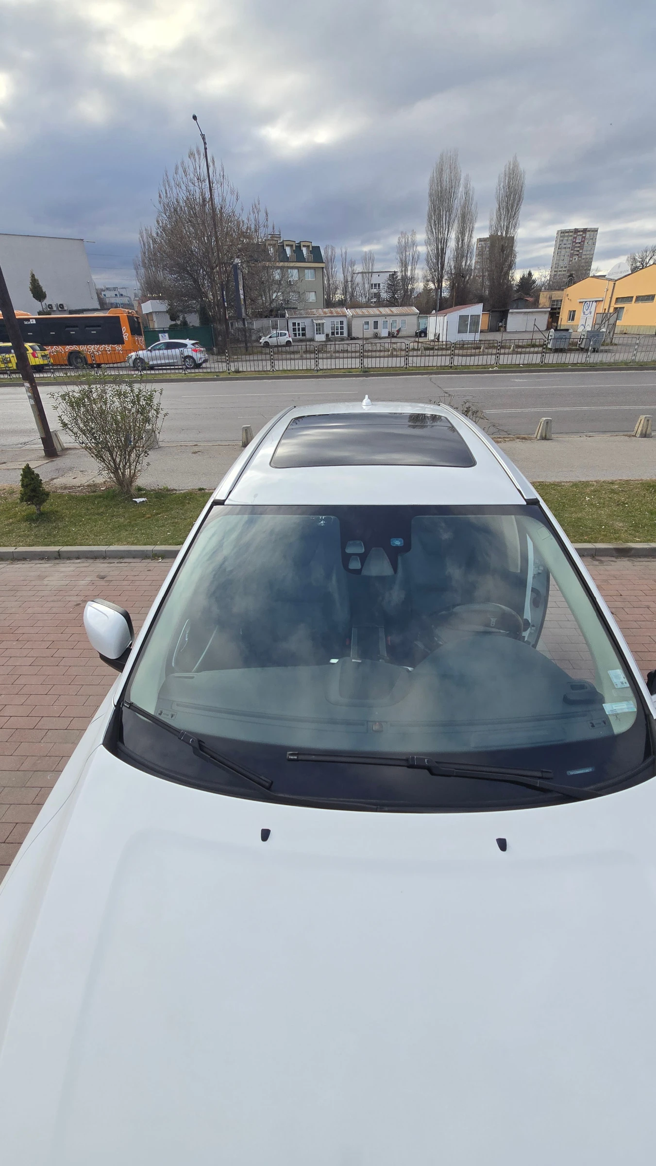 Volvo XC60, снимка 16 - Автомобили и джипове - 54013667