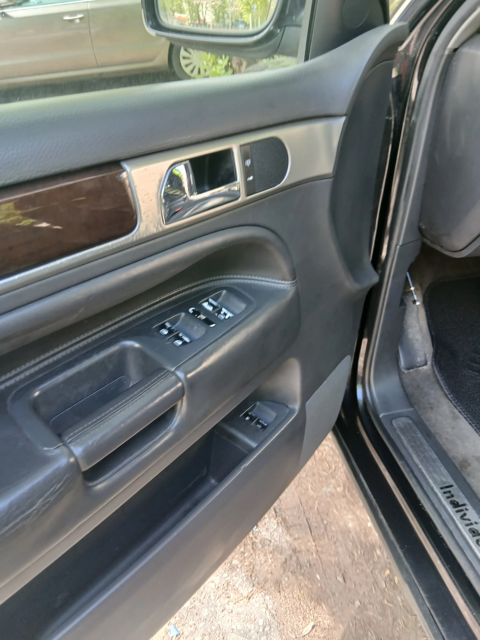 VW Touareg V10 , снимка 3 - Автомобили и джипове - 54386094
