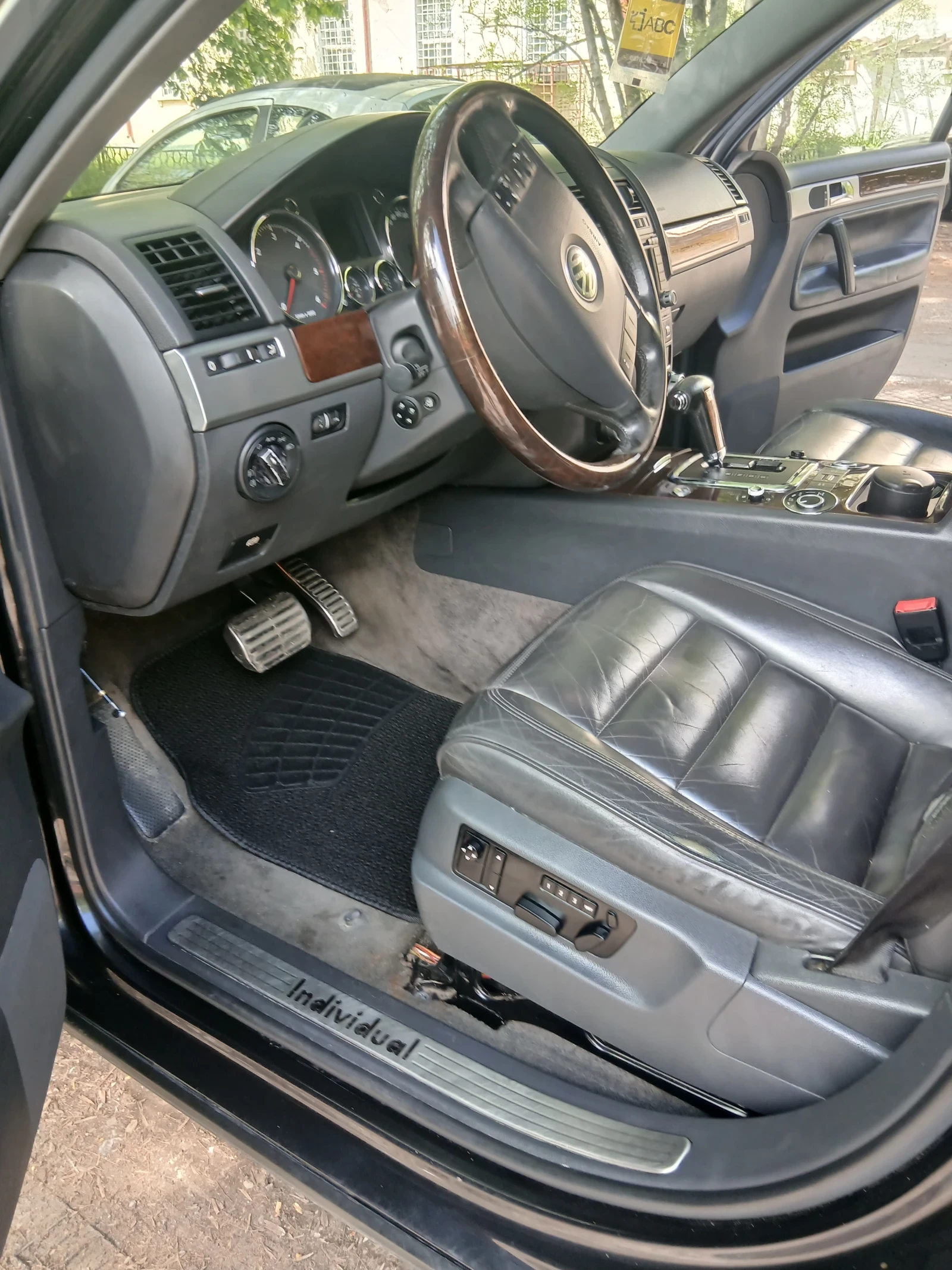 VW Touareg V10 , снимка 7 - Автомобили и джипове - 54386094