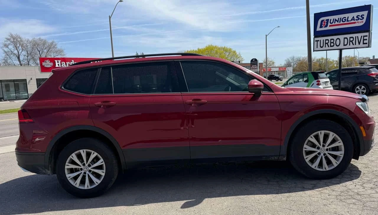 VW Tiguan * Trendline * 2 КЛЮЧА* ПОДГРЕВ* KEYLESS* , снимка 3 - Автомобили и джипове - 54420193