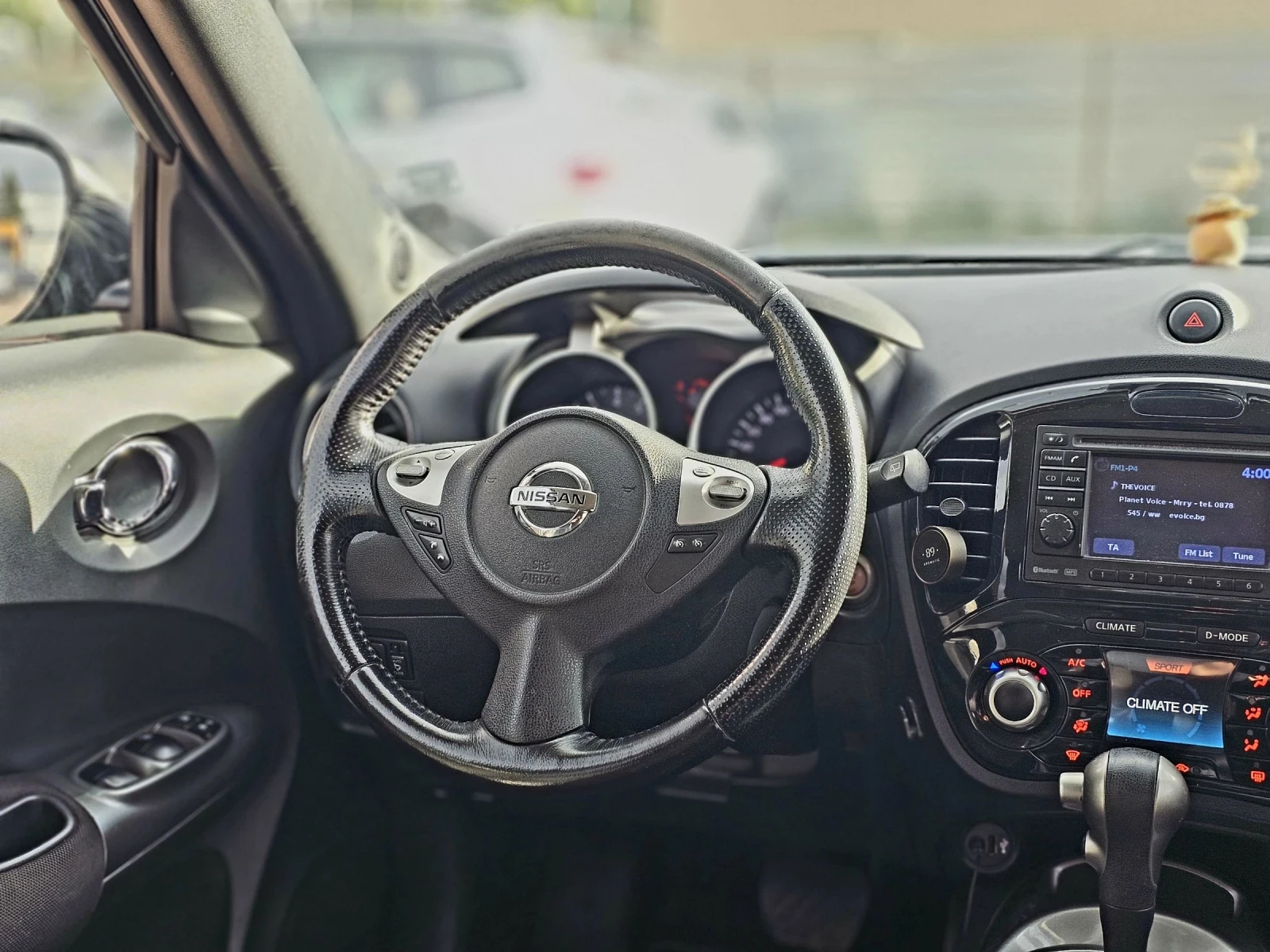 Nissan Juke, снимка 15 - Автомобили и джипове - 54886325