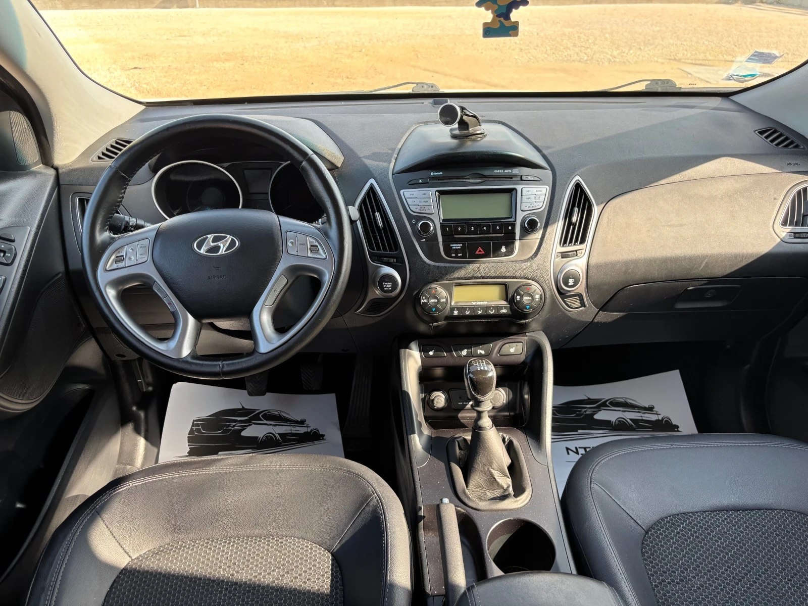 Hyundai IX35 1.7 KEYLESS/ПАНОРАМА, снимка 9 - Автомобили и джипове - 55445831