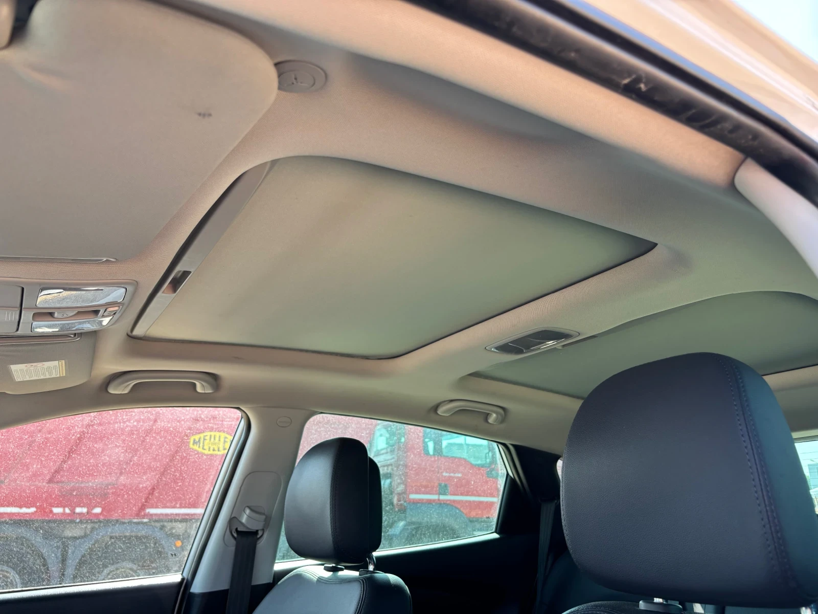 Hyundai IX35 1.7 KEYLESS/ПАНОРАМА, снимка 13 - Автомобили и джипове - 55445831