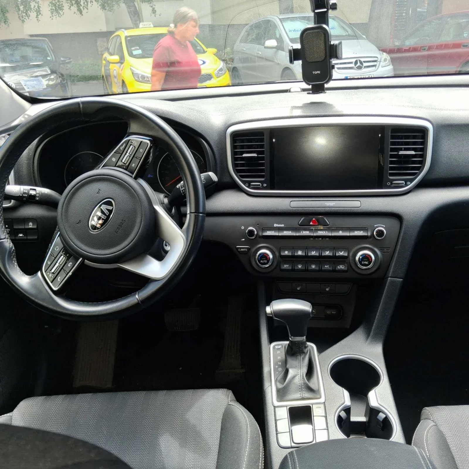 Kia Sportage, снимка 10 - Автомобили и джипове - 55468404
