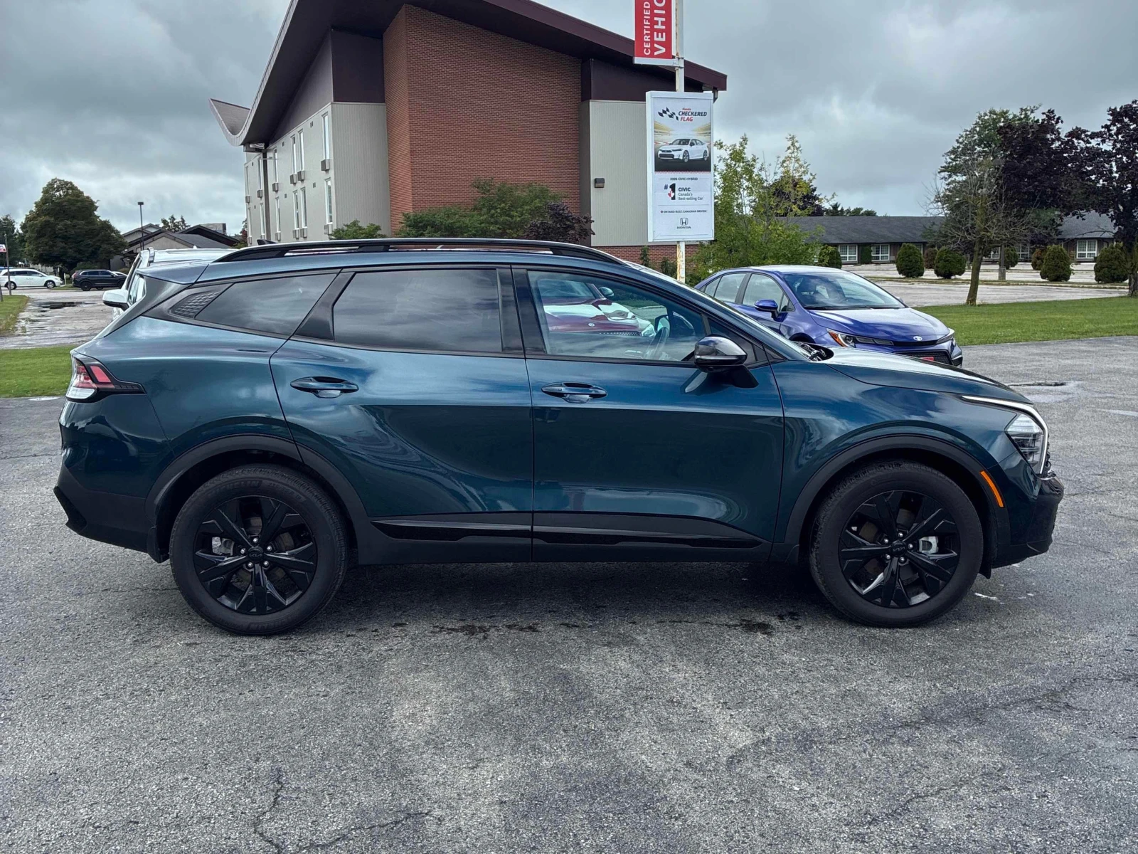 Kia Sportage * X Line Limited * CARFAX * ОПЦИЯ ЗА ФИНАНСИРАНЕ , снимка 3 - Автомобили и джипове - 56008128