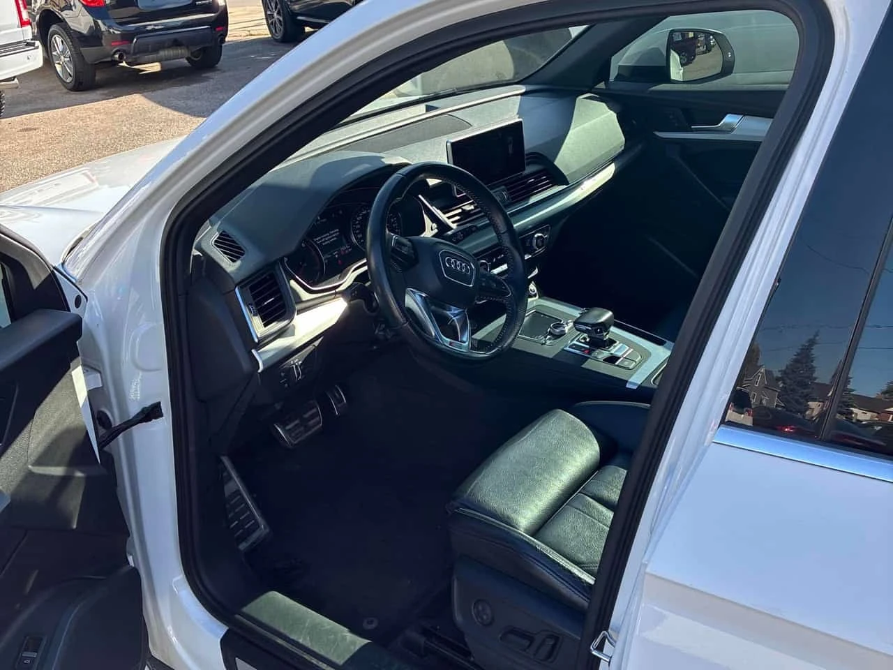 Audi Q5 * Progressiv * CARFAX *  | Mobile.bg � ����������� 5