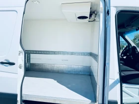 Mercedes-Benz Sprinter 319 ХЛАДИЛЕН 12/220V ТОП СЪСТОЯНИЕ, снимка 10